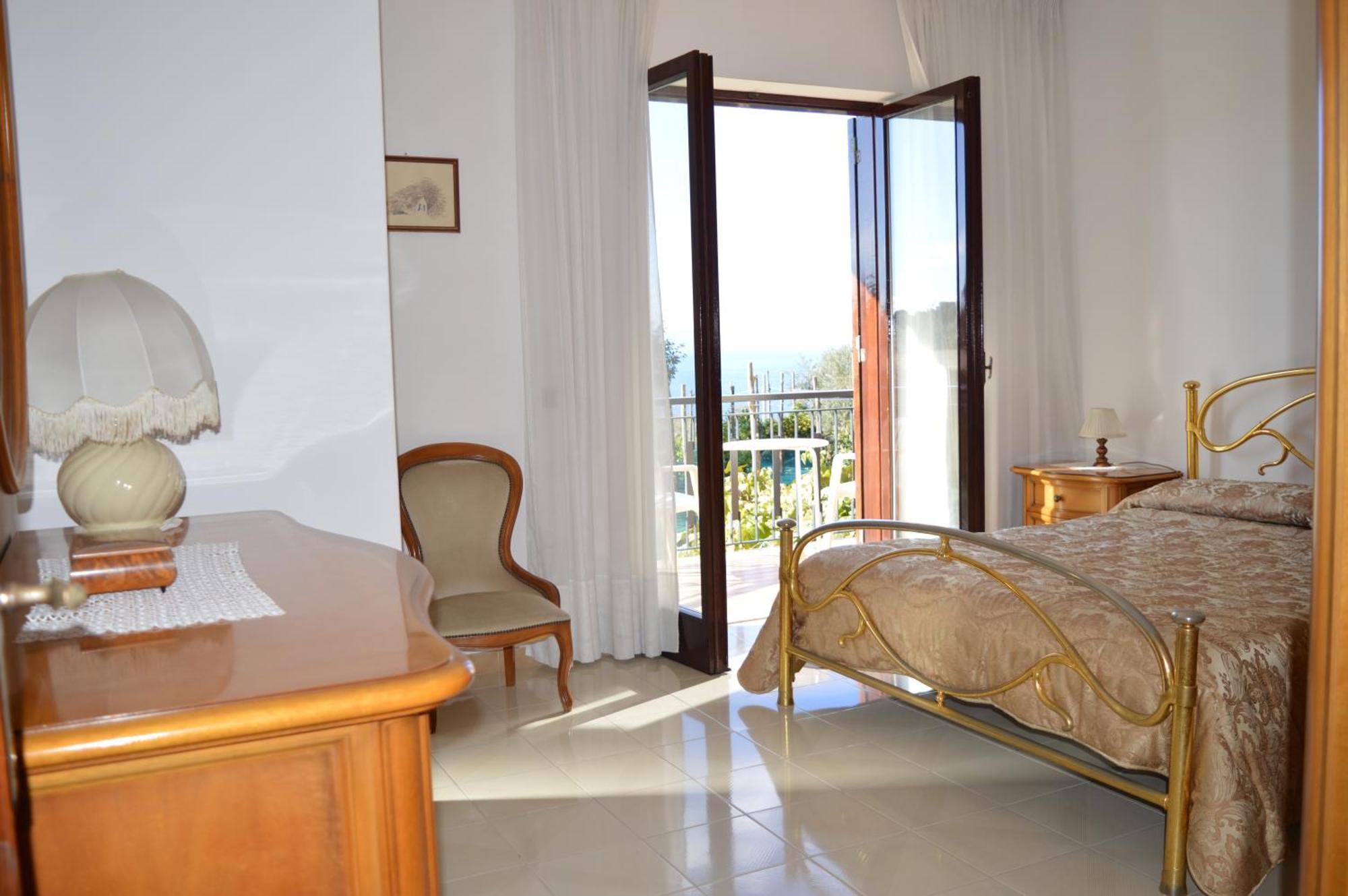 Mary'S Dream - Villa Overlooking Capri And Ischia In Sorrento Peninsula Маса Лубрензе Екстериор снимка